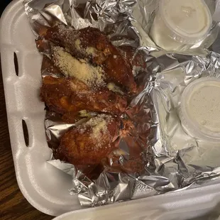 chicken wings and fried chicken, bbq chicken, fried chicken wings, food, fried chicken, poultry, chicken, chicken wings, bbq wings