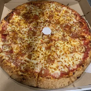 XL Pepperoni w/ extra cheese.