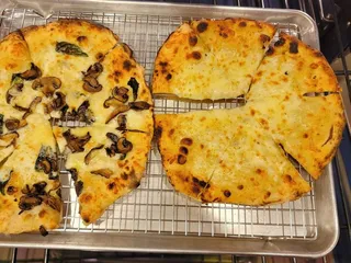 Cipolla Rossa Pizzeria