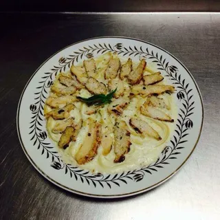 Chicken Fettuccine Alfredo