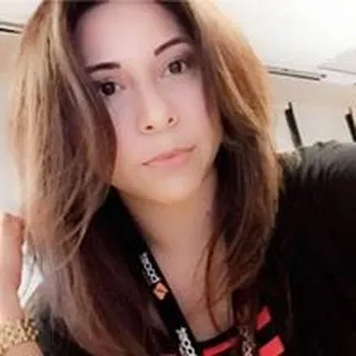 Claudia G.