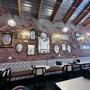 paella, interior
