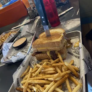 Twin Cam Burger