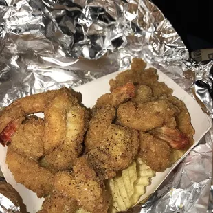 chicken, poultry, fried chicken wings, food, chicken wings and fried chicken, bbq chicken, bbq wings, chicken wings, fried chicken