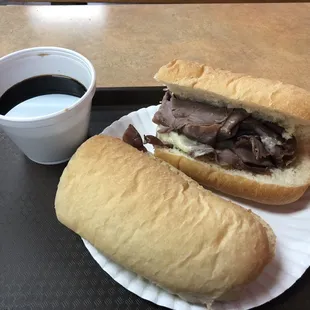 12 inch French dip on white bread.