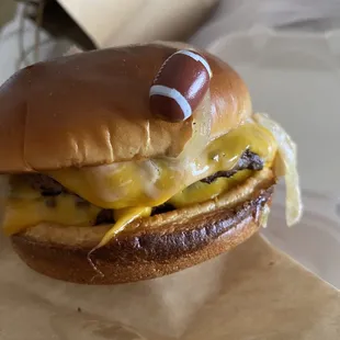 Double Cheeseburger (medium) $18