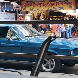 Tommy Lee Jones is the one with the cowboy hat