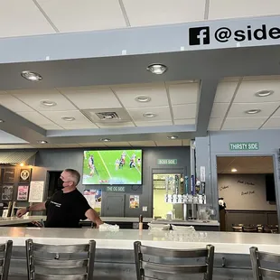 Bar area with televisions