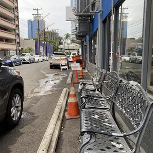 Curbside side pick-up