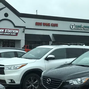 Side Wok Cafe is located next to Penn Station and Team Rehabilitation Physical Therapy, as well as Sun King Brewery.