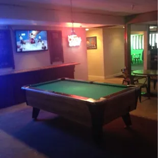 2 new pool tables