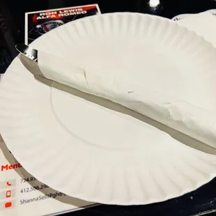 Paper plates! Love it.