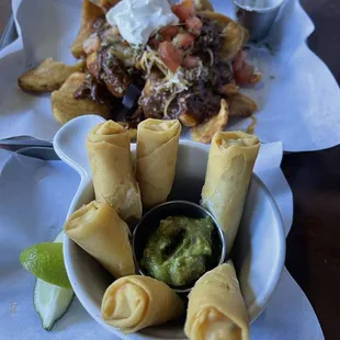 Sideliner fries and Champion cigars. Both yummy!