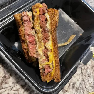 Raw patty melt