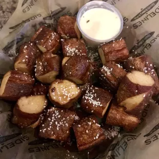 Pretzel bites appetizer.