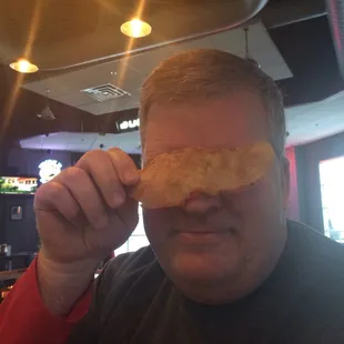 Fresh made chips as big as yo' head!!!