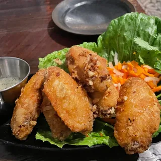 K7 CANH GA CHIEN DON GARLIC CHICKEN WINGS (gf)