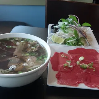 P1 PHO DAC BIET BEEF COMBO (LG)