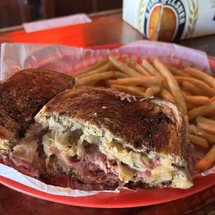 Best Reuben ever!!