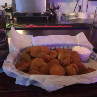 Fried pickles, a Michelob Amberbock and an uber chill atmosphere.