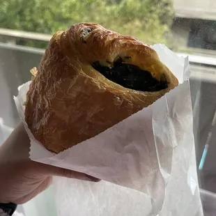 Spinach croissant