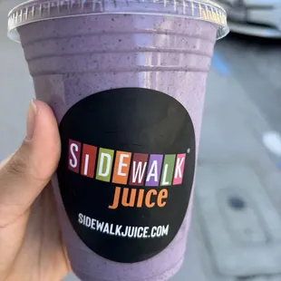 Blueberry Almond Smoothie