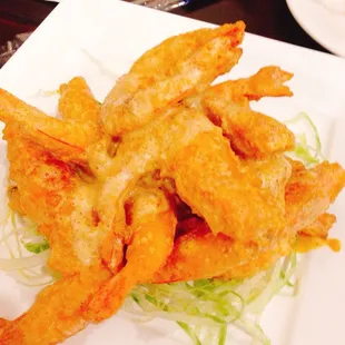 chicken wings and fried chicken, food