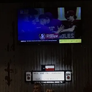 Schedule of live entertainment