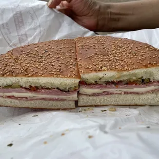 Famous muffuletta