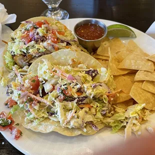 Fish tacos, very tasty !