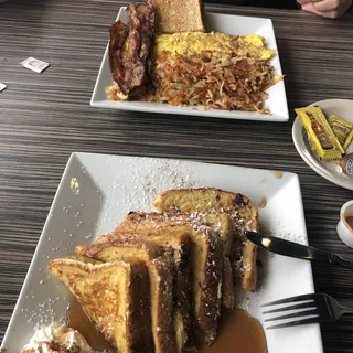 Ham and Cheese Omelet Breakfast