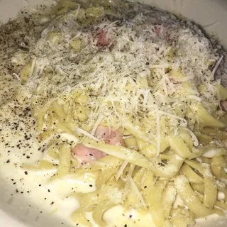 Fettuccini Alfredo