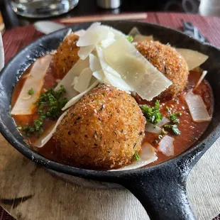 Arancini-crispy ricotta balls