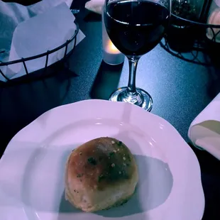 Garlic rolls- hot &amp; fresh