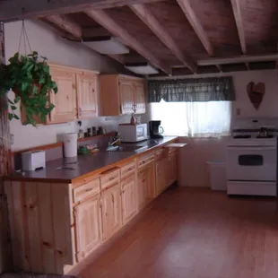 Our western style cabin the Kern Bunkhouse kitchen area
