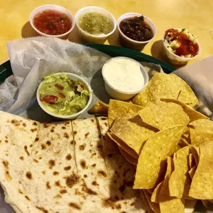 Cheese quesadilla. Not my usual but needed a change! A lot of cheese... maybe ask for a bit less!