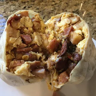 My new favorite here in Hanford. Excellent ratio of meat to eggs and potatoes.