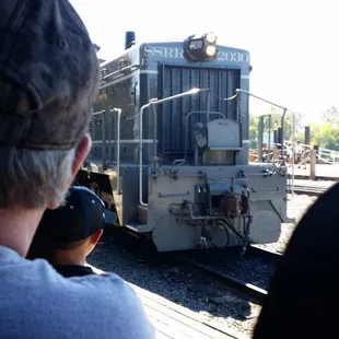 The engine getting ready to engage for the train ride