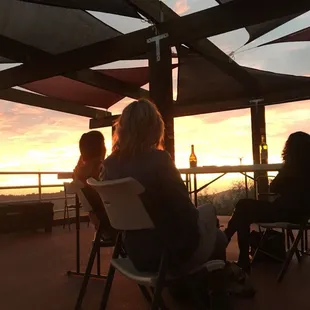 Sunset tasting with friends!