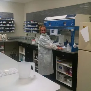 Jennifer making compounds in the lab