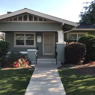 521 W. Noble Ave, Visalia, CA. 93277