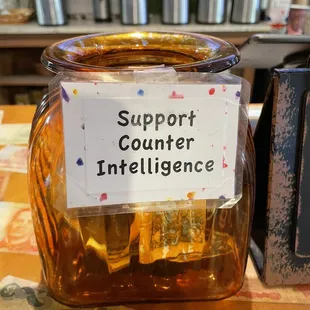 Love this humor! We believe in tipping great service too!!