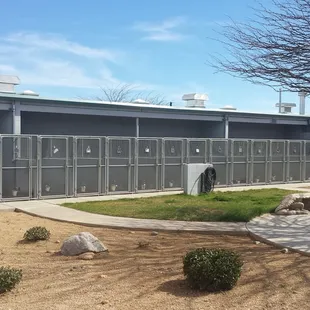 Clean and nicely maintained kennels
