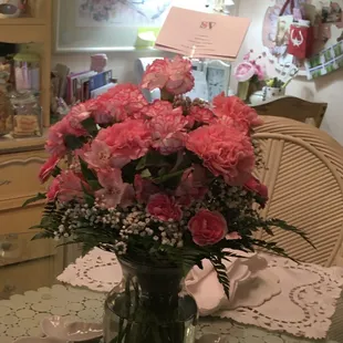 Monotone carnations.