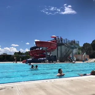 What a treasure in Taylor Ranch! Fun pool with great slides, inexpensive entry! Today it was free for kids!