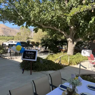 The patio decorated for the reunion, everything looked so great!