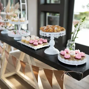 Chocolate covered strawberries and vanilla and red velvet cupcakes