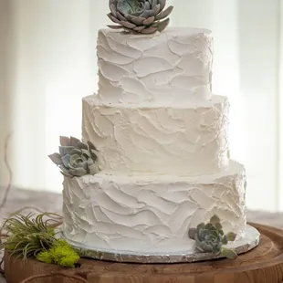 Rustic cake wedding cake