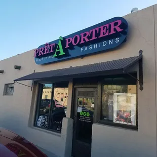 Commercial lighted signs by Sign design