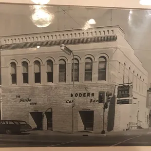 The picture is an old picture of the place in the seventies